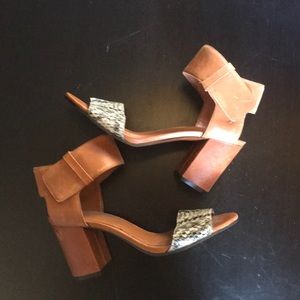Enzo Angiolini open toed block heels